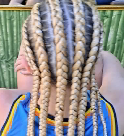 COLOURFUL ACCENT BRAIDS